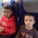 Wycieczka do Białegostoku na mecz - uczniowie w autokarze
