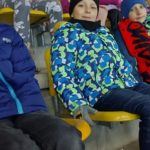 Wycieczka do Białegostoku na mecz - dzieci w strefie kibica
