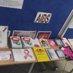 Gazetka i wystawka Światowy Dzień Walki z AIDS