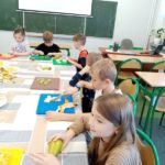 W ramach programu edukacyjnego TRZYMAJ FORMĘ oraz programu „LABORATORIA PRZYSZŁOŚCI” w klasie II c odbył się cykl zajęć poświęconych zdrowiu.