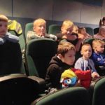 Klasy I a i I d na spektaklu teatralnym „Baśnie znane i lubiane” w GCK