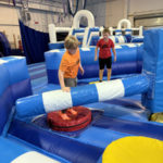 Wycieczka klas piątych do Strefy Wysokich Lotów w Białymstoku