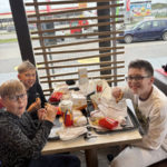 Wycieczka klas piątych do Strefy Wysokich Lotów w Białymstoku