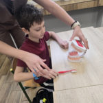 Uczniów klasy I a, I d i II a odwiedziły panie higienistki z Przychodni Stomatologicznej „Dentur”.