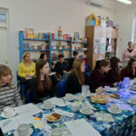 „Między Dobrem a Słowem” – spotkanie inspirowane myślą ks. Józefa Tischnera w ZS Nr 2 w Grajewie