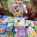 „Ratownicy Czytelnictwa” w akcji – „Słoneczka” odkrywają magię książek