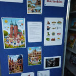 Zajęcia czytelnicze „Hejnał, który ostrzegał miasto” w grupie przedszkolnej „Pszczółki” z udziałem Koła Przyjaciół Biblioteki