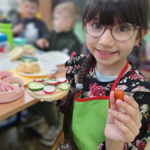 Zdrowe i kolorowe śniadanie w klasie II d