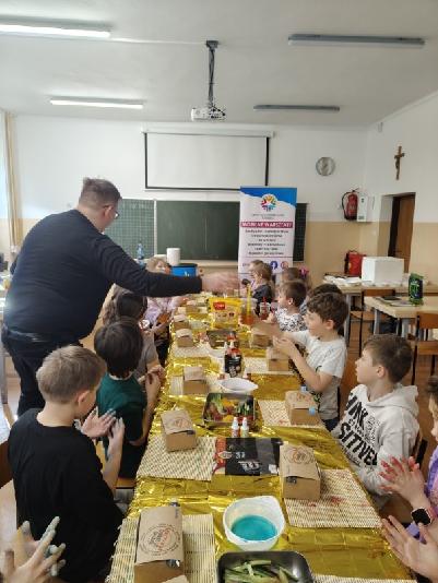 Warsztaty „Owocowe sushi i bubble tea”