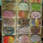 Zajęcia kreatywne klas III a, III b i II d – wykonanie jajek wielkanocnych metodą „string art”