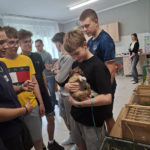 Ósmoklasiści SP 4 w Zespole Szkół w Wojewodzinie – inspirująca wizyta i plany na przyszłość!